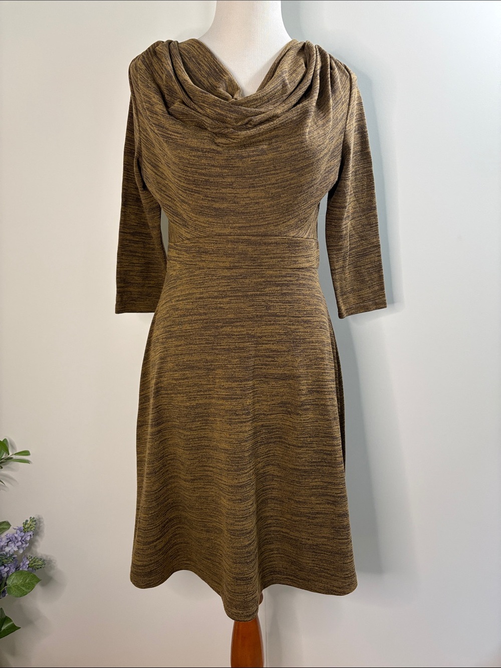Sculpted Cowl Neck 3/4 Sleeve Slub Dress in Taupe-Brown